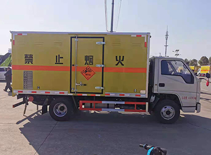 淇滨爆破器材运输车